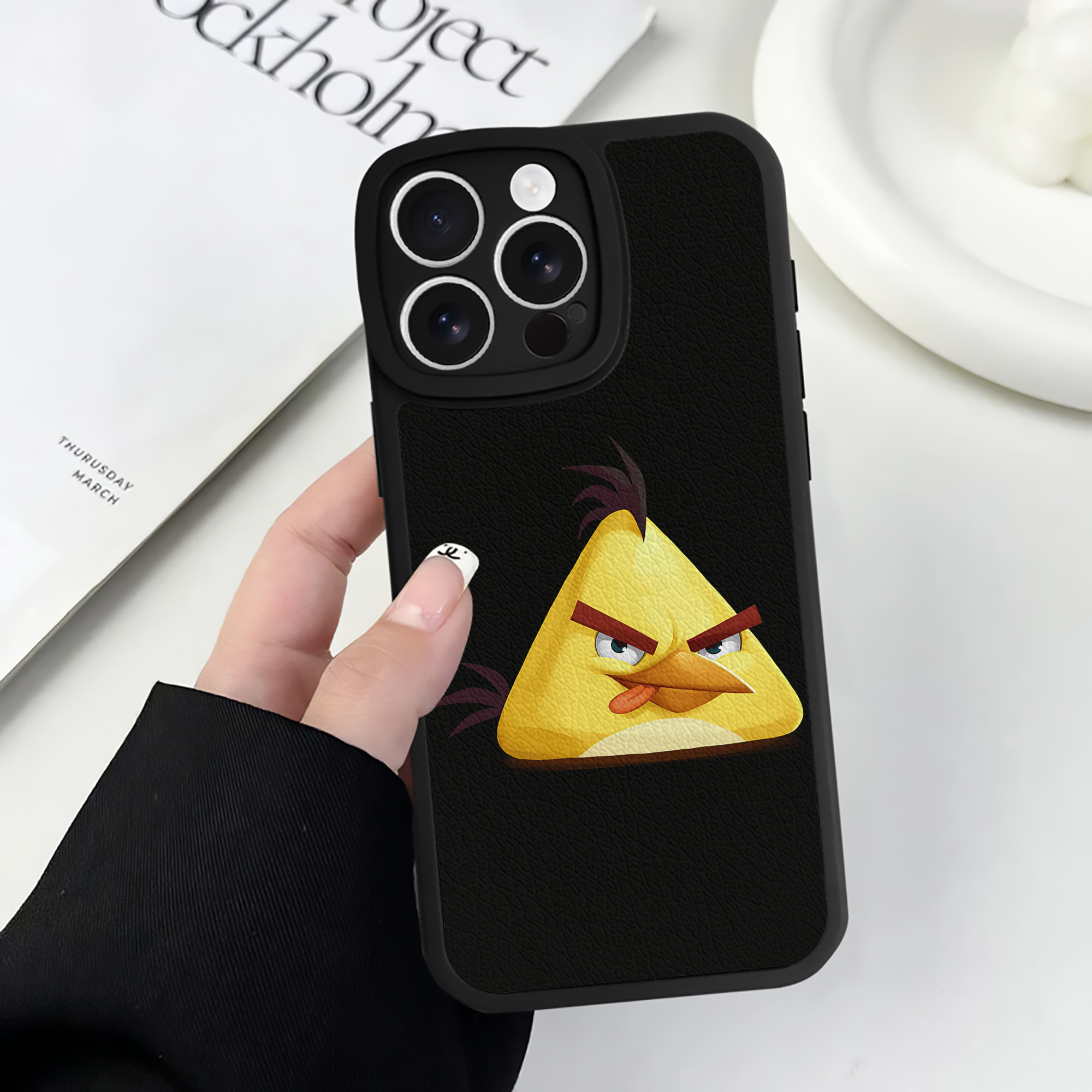 （画像用） Angry Birds アングリーバード 【iPhone 16シリーズ対応】シリコンスマホケース（レザー調） 材質：シリコン